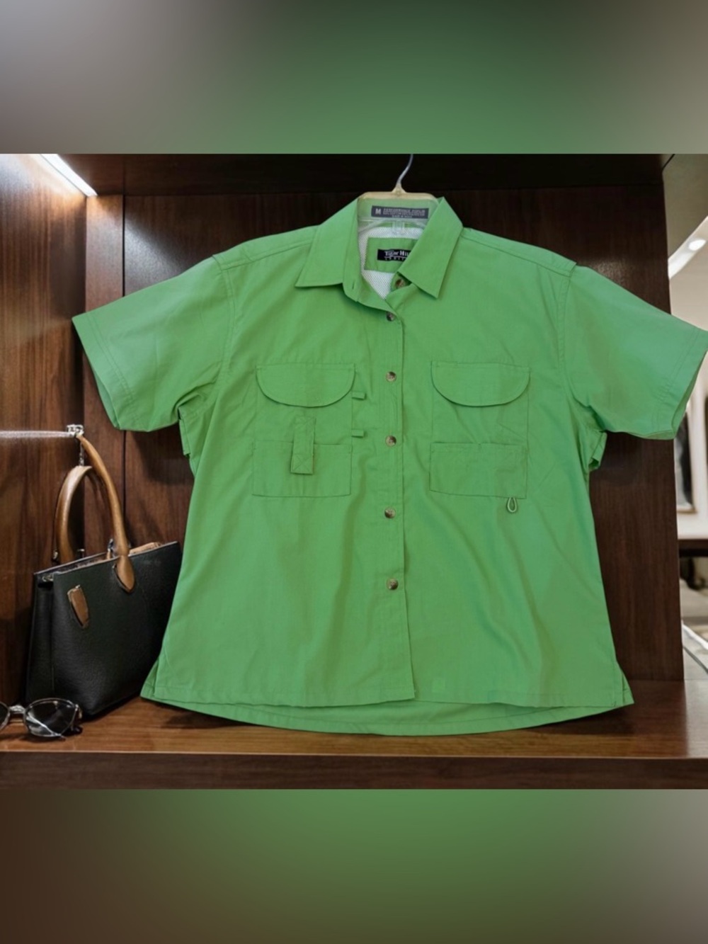 TIGER HILL Ladies Size M Poplin Lime Green Short Sleeve Outdoor Shirt